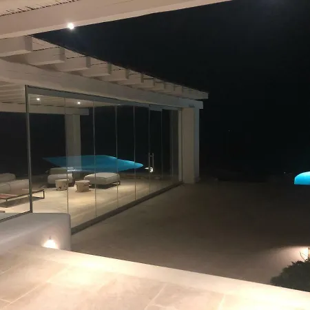Oleandra Villa Tourlos